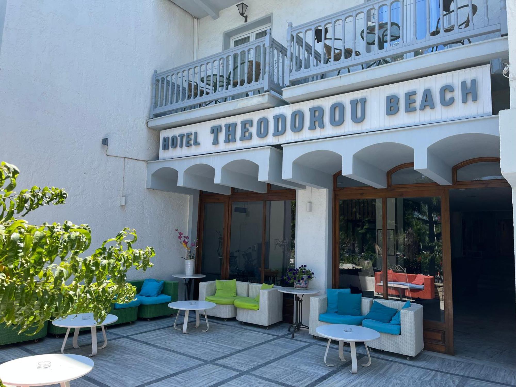 Theodorou Beach Hotel Apartments Psalidi  Bagian luar foto